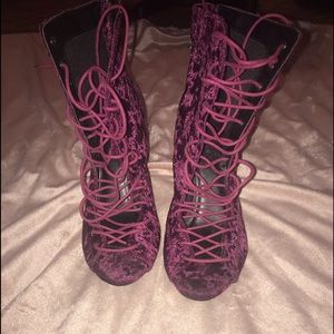 Faux velvet lace up bootie size 10
